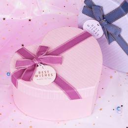 Hướng dẫn cách làm hộp Valentine hình trái tim bằng bìa cứng tái chế