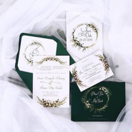 Nên ép kim hay in nhũ trong in ấn gia công thiệp cưới?