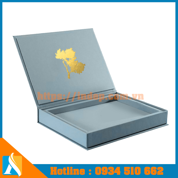 bao-bi-qua-tang-img Hình ảnh được ép nhũ trên hộp quà tặng cao cấp