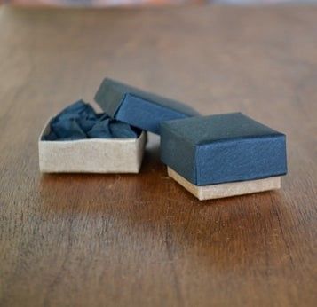 cach lam hop giay hinh vuong jpg11 img