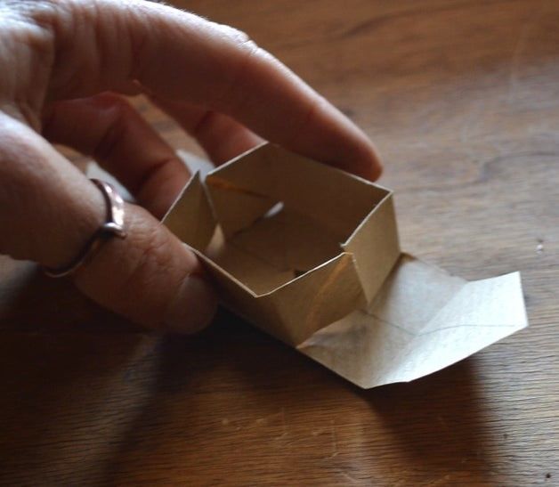 cach lam hop giay hinh vuong jpg112 img