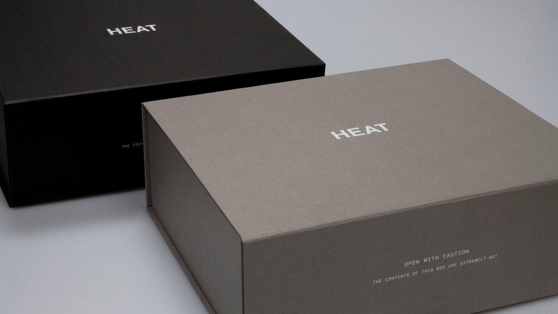 hộp giấy tái chế đựng thời trang