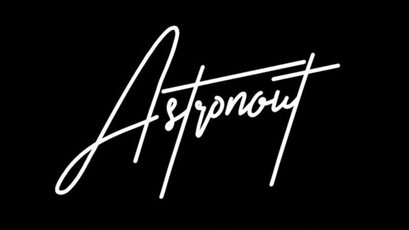 Font chữ ký Iciel Romantically