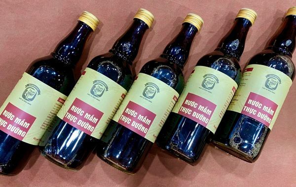 In decal giấy kraft dán chai nước mắm thực dưỡng