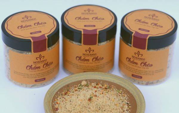 In decal giấy kraft dán lọ chẩm chéo