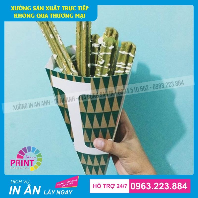 in hộp giấy đựng bánh Churros