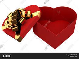 Bức ảnh hộp quà tặng con tim cho người yêu - Innhanmac