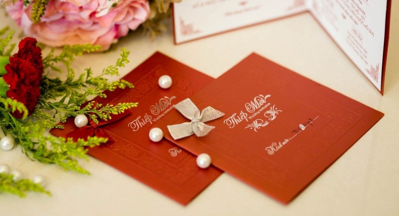 Top màu sắc in thiệp cưới hiện đại hottrend năm 2020 – 2021