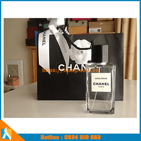 mẫu túi giấy đẹp sang chảnh đựng mỹ phẩm