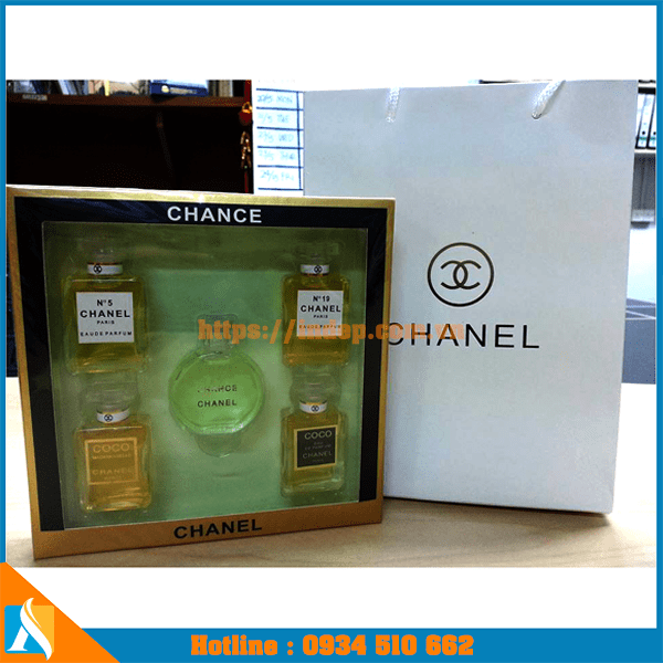 mẫu túi xách giấy đựng nước hoa